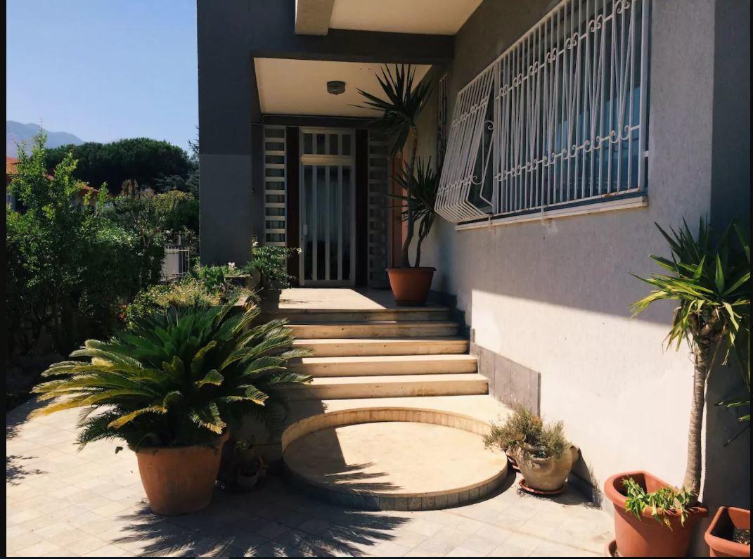 Hotel Violet Dreams Formia Exterior foto